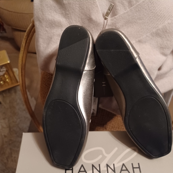 Hannah - Picture 7 of 9